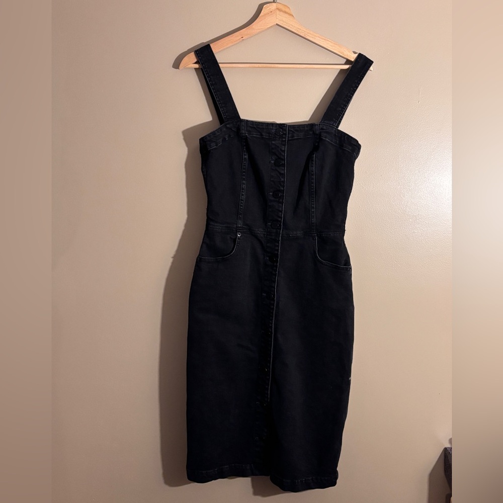 Structured Button Up Denim Dress - Picture 2 of 3